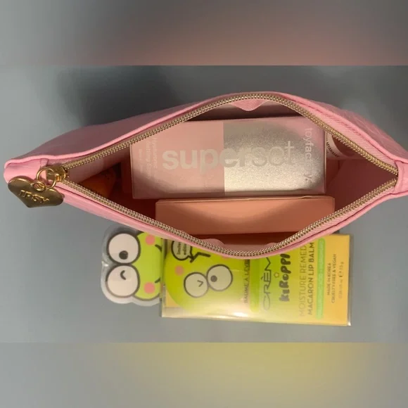 🌟9 Piece makeup bundle🌟 - Picture 7 of 7